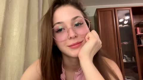 Snapshot of rubievallotton chatting on 05-26-26, 07:32 Adel online show from 05-26-26, 07:32