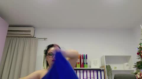 Snapshot of rubiharper chatting on 12-16-25, 03:11 Rubi online show from 12-16-25, 03:11