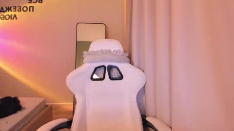 ruby      online show from 02-24-26, 04:10