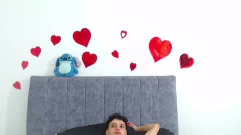 Ruby and Vanie online show from 07-12-26, 11:51