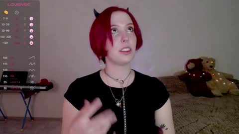 Snapshot of ruby_flame chatting on 10-25-25, 08:25 Ruby Flame online show from 10-25-25, 08:25