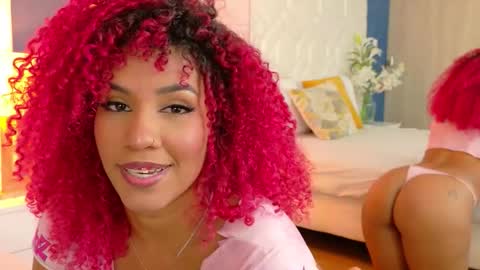 Snapshot of ruby_rogers_ chatting on 11-20-25, 02:06 ruby_rogers_ online show from 11-20-25, 02:06