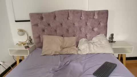 ruby_rouge_ online show from 03-19-26, 08:13