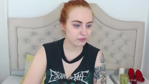 Snapshot of rubykinky chatting on 11-28-25, 04:53 Ruby online show from 11-28-25, 04:53