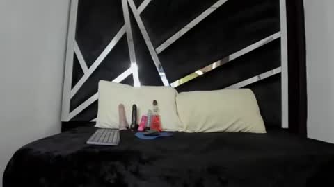 rubyxht online show from 03-08-25, 03:56