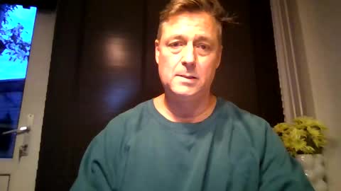 Snapshot of rudeski chatting on 11-04-25, 04:17 rudeski online show from 11-04-25, 04:17