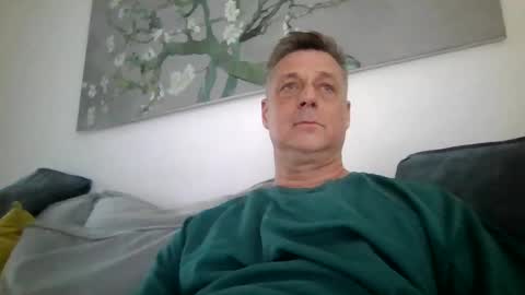 Snapshot of rudeski chatting on 05-13-26, 04:26 rudeski online show from 05-13-26, 04:26