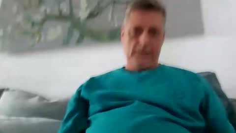 Snapshot of rudeski chatting on 05-21-26, 02:57 rudeski online show from 05-21-26, 02:57