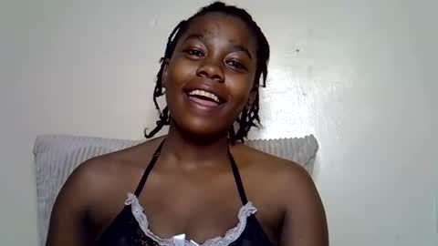 Snapshot of ruechee68 chatting on 08-06-26, 03:30 ruechee68 online show from 08-06-26, 03:30