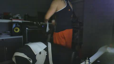 Chico que rico Caliente online show from 01-22-25, 04:55