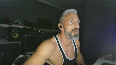 Chico que rico Caliente online show from 01-29-25, 02:09