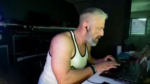 Chico que rico Caliente online show from 03-09-26, 09:35