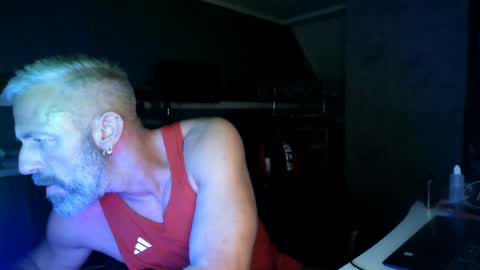 Chico que rico Caliente online show from 05-02-26, 03:22