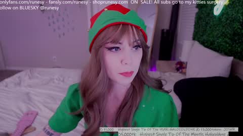 Snapshot of runesy chatting on 12-22-24, 05:12 Lady online show from 12-22-24, 05:12