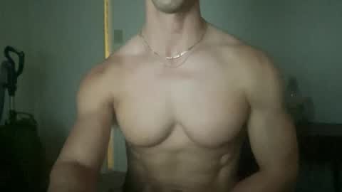 Snapshot of runfasterxo chatting on 11-20-25, 12:05 runfasterxo online show from 11-20-25, 12:05