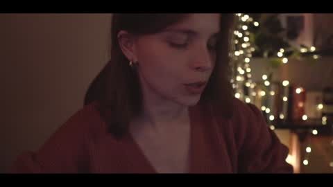 Snapshot of running_with_the_wolves chatting on 12-21-24, 01:26 Elena online show from 12-21-24, 01:26