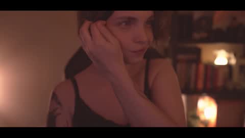 Snapshot of running_with_the_wolves chatting on 11-14-25, 11:46 Elena online show from 11-14-25, 11:46