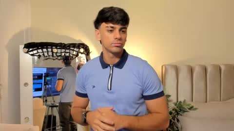 Snapshot of russ_w8 chatting on 10-04-25, 11:30 Russ online show from 10-04-25, 11:30