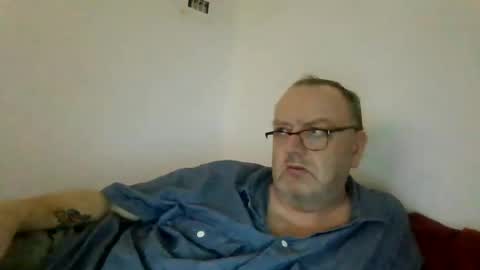 Snapshot of rustybee chatting on 10-21-25, 03:57 rustybee online show from 10-21-25, 03:57