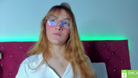 Snapshot of ruth_harvey chatting on 12-19-24, 01:07 Ruth online show from 12-19-24, 01:07