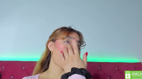 Snapshot of ruth_harvey chatting on 01-09-25, 12:41 Ruth online show from 01-09-25, 12:41