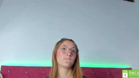 Snapshot of ruth_harvey chatting on 01-15-25, 07:12 Ruth online show from 01-15-25, 07:12