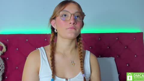 Snapshot of ruth_harvey chatting on 01-23-25, 12:52 Ruth online show from 01-23-25, 12:52