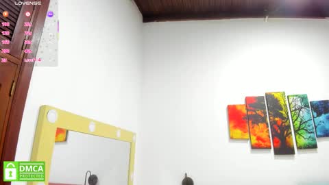 Snapshot of ruth_harvey chatting on 11-02-25, 01:02 Ruth online show from 11-02-25, 01:02