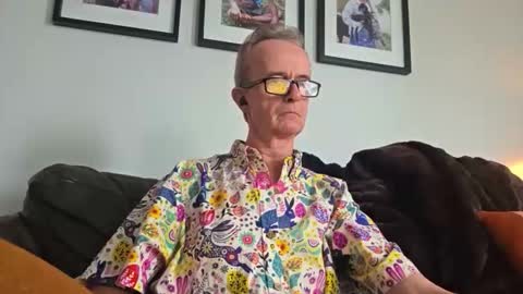 Snapshot of ruttingrabbit chatting on 11-12-25, 08:52 ruttingrabbit online show from 11-12-25, 08:52