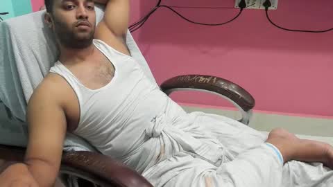 rwb17 online show from 10-19-25, 02:07