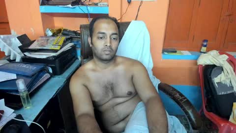 Snapshot of rwb17 chatting on 03-26-26, 12:33 rwb17 online show from 03-26-26, 12:33