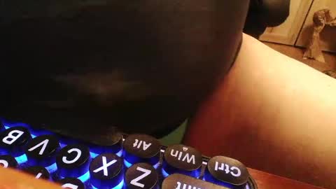 rwzar_1965 online show from 07-25-26, 12:42