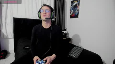 Ryan 15 online show from 10-22-25, 02:01