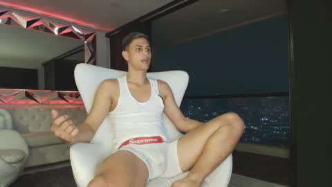 Snapshot of ryan__mateo chatting on 09-28-25, 02:50 ryan__mateo online show from 09-28-25, 02:50