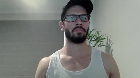 Snapshot of ryan_chatter chatting on 04-17-26, 01:30 Ryan online show from 04-17-26, 01:30