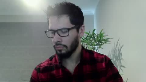 Snapshot of ryan_chatter chatting on 06-18-26, 12:11 Ryan online show from 06-18-26, 12:11