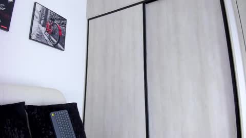 Ryan  online show from 02-21-25, 05:02