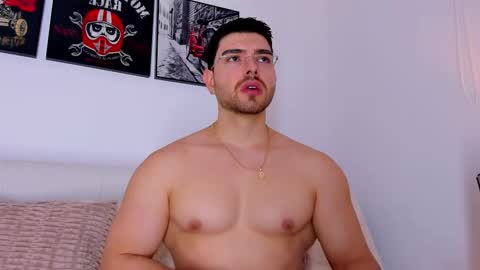 Ryan  online show from 10-04-25, 01:03