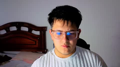 Snapshot of ryan_doretti chatting on 09-10-25, 12:05 Ryan online show from 09-10-25, 12:05