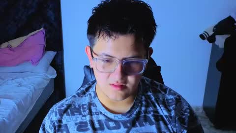 Snapshot of ryan_doretti chatting on 09-19-25, 11:33 Ryan online show from 09-19-25, 11:33