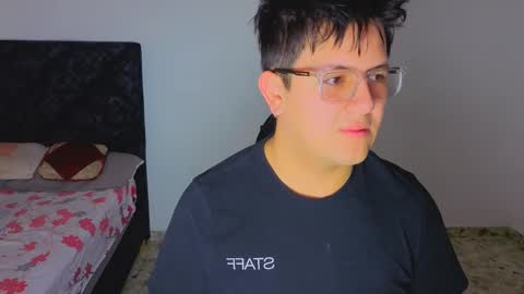 Snapshot of ryan_doretti chatting on 10-08-25, 11:30 Ryan online show from 10-08-25, 11:30