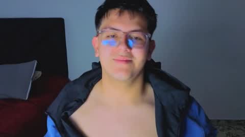 Snapshot of ryan_doretti chatting on 10-12-25, 11:31 Ryan online show from 10-12-25, 11:31