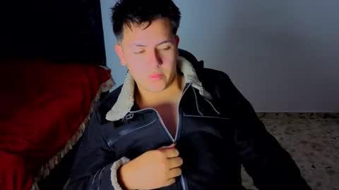 Snapshot of ryan_doretti chatting on 10-15-25, 10:59 Ryan online show from 10-15-25, 10:59