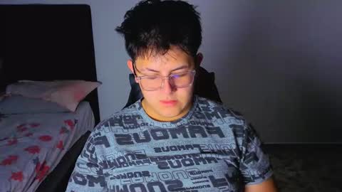 Snapshot of ryan_doretti chatting on 10-19-25, 11:44 Ryan online show from 10-19-25, 11:44