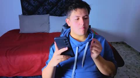 Snapshot of ryan_doretti chatting on 10-25-25, 04:02 Ryan online show from 10-25-25, 04:02