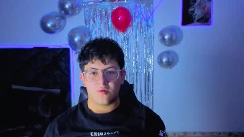 Snapshot of ryan_doretti chatting on 11-17-25, 12:00 Ryan online show from 11-17-25, 12:00