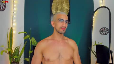 Ryan independent model online show from 09-23-25, 12:57