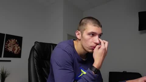 RYAN DOZER online show from 09-30-25, 06:07