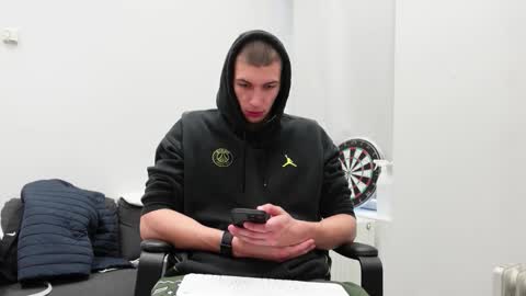 RYAN DOZER online show from 10-04-25, 05:49