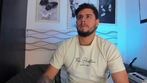 Snapshot of ryan_evannss_ chatting on 06-24-26, 12:26 Ryan Evannss online show from 06-24-26, 12:26